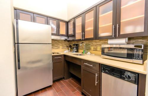 Aldine Hotel | Staybridge Suites Houston - IAH Airport by IHG