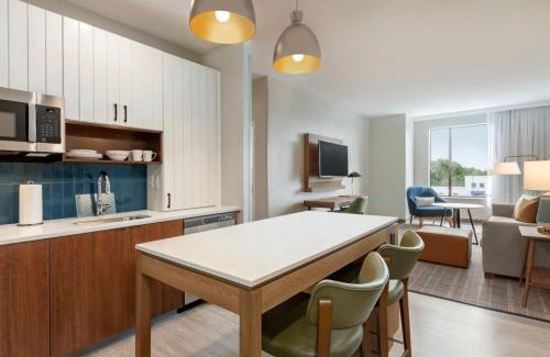 Lexington Hotel | Staybridge Suites - Lexington S Medical Ctr Area by IHG