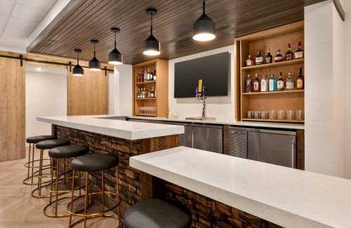 Lexington Hotel | Staybridge Suites - Lexington S Medical Ctr Area by IHG