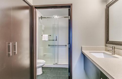 Lubbock Hotel | Staybridge Suites Lubbock South by IHG