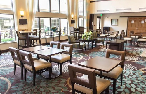 Minot Hotel | Staybridge Suites Minot