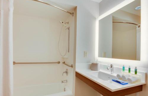 Airport North Hotel | Staybridge Suites Orlando South by IHG