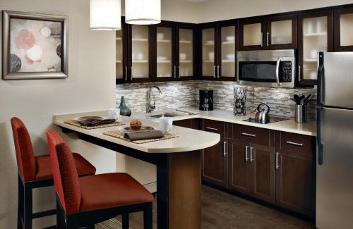 Warrendale Hotel | Staybridge Suites - Pittsburgh-Cranberry Township by IHG