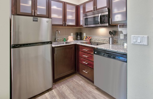 Plano Hotel | Staybridge Suites Plano - Richardson Area by IHG