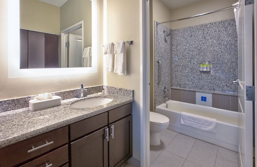 Plano Hotel | Staybridge Suites Plano - Richardson Area by IHG