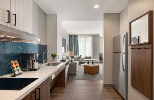 Kutzky Park Hotel | Staybridge Suites Rochester - Mayo Clinic Area by IHG