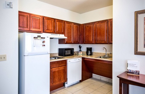 Rockford Hotel | Staybridge Suites Rockford by IHG
