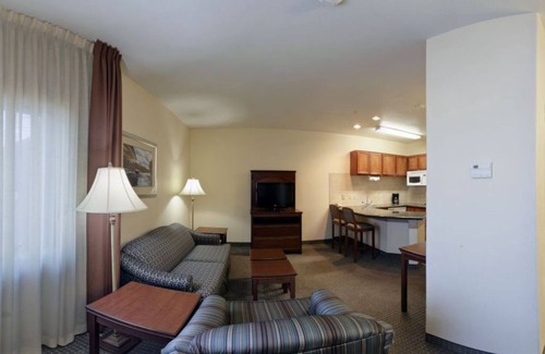 San Angelo Hotel | Staybridge Suites San Angelo by IHG