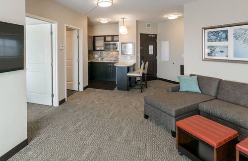 Saskatoon Hotel | Staybridge Suites Saskatoon - University by IHG