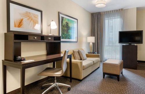 St. Petersburg Hotel | Staybridge Suites St. Petersburg Downtown by IHG