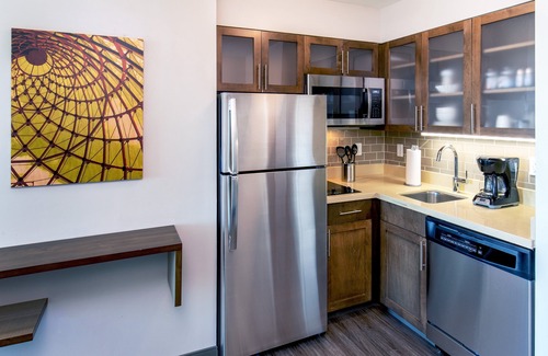 Rio Hotel | Staybridge Suites Charlottesville Airport by IHG