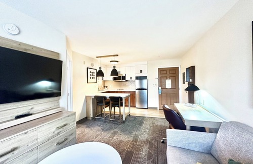 East Stroudsburg Hotel | Staybridge Suites East Stroudsburg - Poconos by IHG