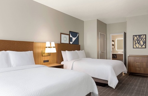 Harris Hill Hotel | Staybridge Suites Williamsville Buffalo by IHG