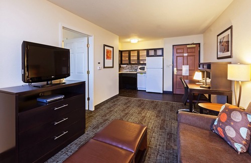South Tulsa Hotel | Staybridge Suites Woodland Hills by IHG