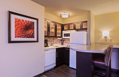 South Tulsa Hotel | Staybridge Suites Woodland Hills by IHG
