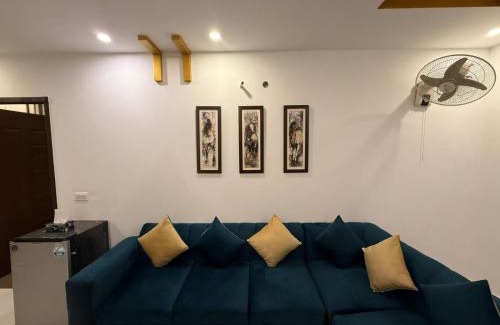 Bahria Town Apartment | Staycation Apartments