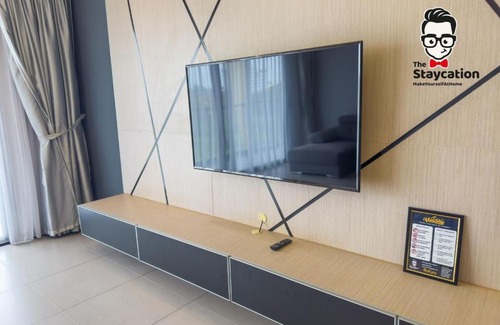 Kuching Apartment | Staycation Homestay 66 Echelon 6002