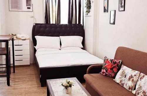 Muntinlupa Hotel | Staycation in Alabang Branch A