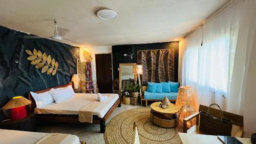 Capalonga House | STAYCATION ROOM at Cuesta Del Marca for Family and Barkada