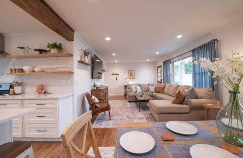 Norcross House | Staycation TV Featured "Crossing House" in Downtown Norcross with Chef's Kitchen