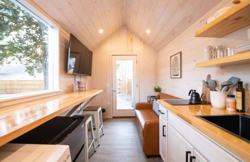 Norcross House | Staycation TV Featured "Magnolia Mini" Tiny Home in Downtown Norcross, Atlanta