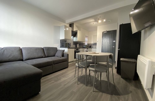 Crewe Apartment | StayCrewe Apartments