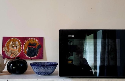 Teuven House | Staying with the artist