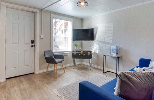 Coos Bay Apartment | #StayinMyDistrict Heritage House 2Bedroom