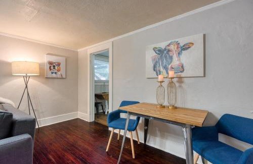 Coos Bay Apartment | #StayinMyDistrict Heritage House Pet Friendly Apartment