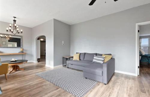 Twin Falls House | #StayInMyDistrict Historic Charming Bungalow