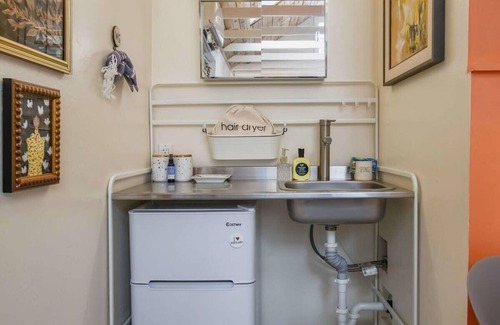 Sellwood-Moreland Apartment | #StayinMyDistrict Sellwood Private Garden Casita