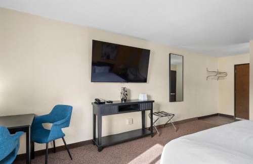 Grand Forks Hotel | StayInn Grand Forks