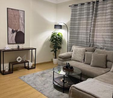 Sari Street Apartment | STAYLy