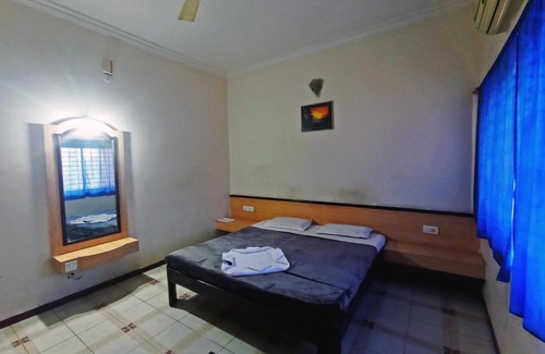 Bijapur Hotel | STAYMAKER Hotel Ratna Palace