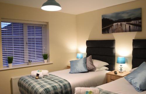 Little Hay Apartment | StayNEC Coach House Birmingham - For Company, Contractor & Leisure Stays - NEC, HS2, JLR, Airport