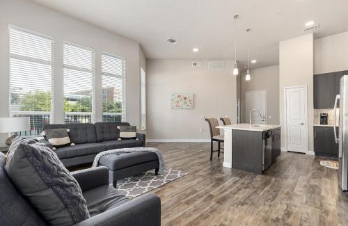Richardson Apartment | StayOvr at Galatyn Park
