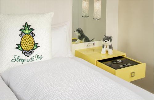 Columbus Hotel | Staypineapple, A Delightful Hotel, South End