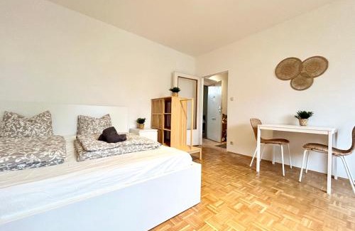 Linz Apartment | StayRoom Apartments I "Woody5" neben Donaulände