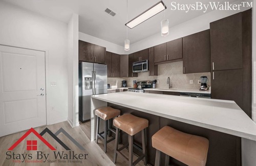 Cherry Condo | StaysByWalker Midtown 1BR - Prime Location!