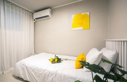 Seokchon-dong Apartment | StaySolar