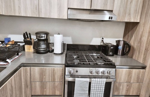 Pico-Union Apartment | StaysPro - Central Los Angeles Hollywood Homes