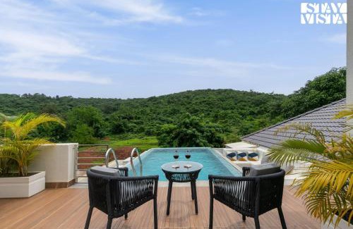 Siolim Villa | StayVista at Casa Armeh - Pool, BBQ