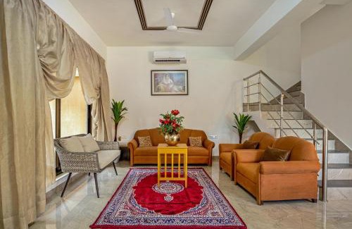 Valsad Villa | StayVista at Country Charm
