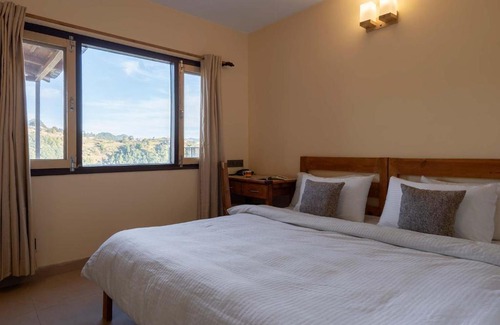 Kasiyalekh Villa | StayVista at Dream Cottage 4