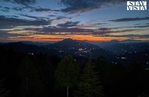 Rajgarh Villa | StayVista at Nirvana Dhar