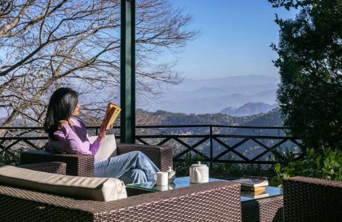 Kasauli Villa | StayVista at Padam Hill- Pet Friendly Villa with Garden