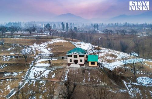 Srinagar Villa | StayVista at Riverscape with Views, WiFi, Heater