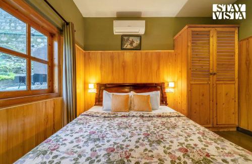 Kasauli Villa | StayVista at The Anchorage - BBQ & Heater