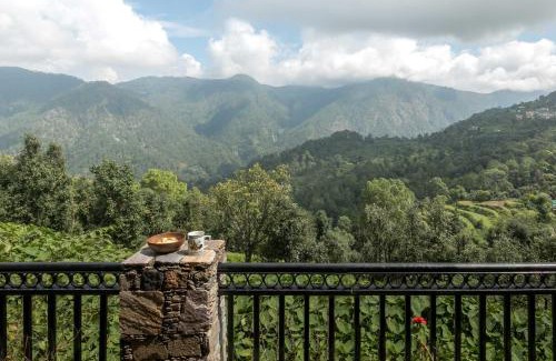 Amritpur Villa | StayVista at The Verandah
