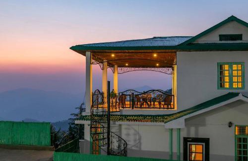 Chail Villa | StayVista at Valleys & Peaks 4BHK Villa in Chail with Valley view